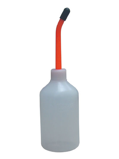 Schnelltankflasche Spritflasche für Modellbausprit 600ml Rohr gebogen