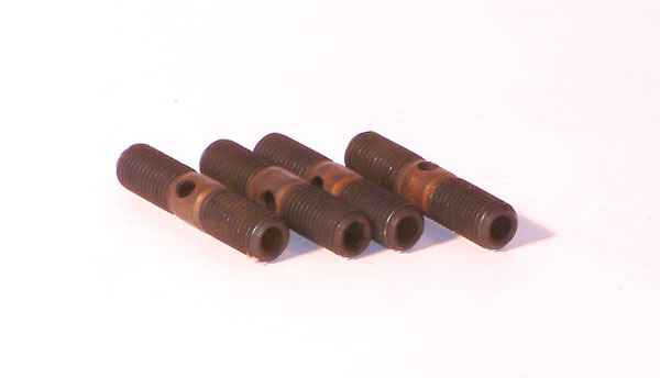 Spurstangen M8x36 (4) GS067 Spurstangen M8x36 (4) GS067